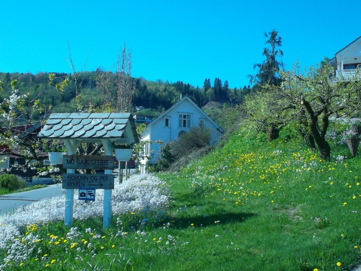 Mo Gardsferie-Pers Frukthage Villa Øystese Dış mekan fotoğraf