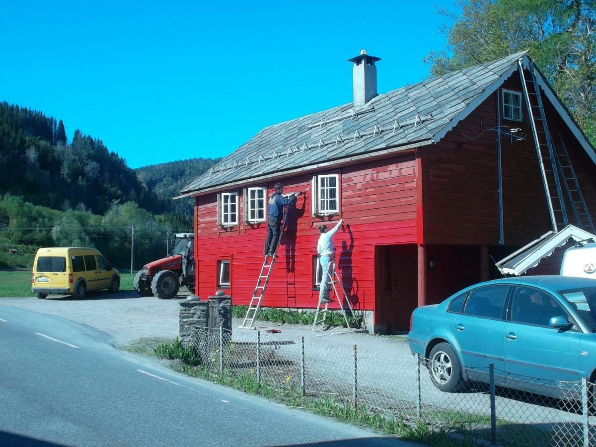 Mo Gardsferie-Pers Frukthage Villa Øystese Dış mekan fotoğraf